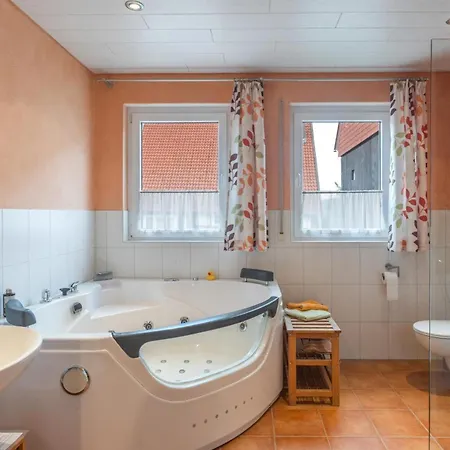 W6 - Whirlpool, Kamin * Diemelstadt