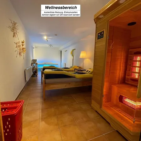 W6 - Whirlpool, Kamin * Diemelstadt